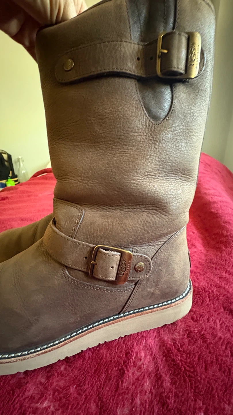 UGG Brown Leather Boots - photo 3