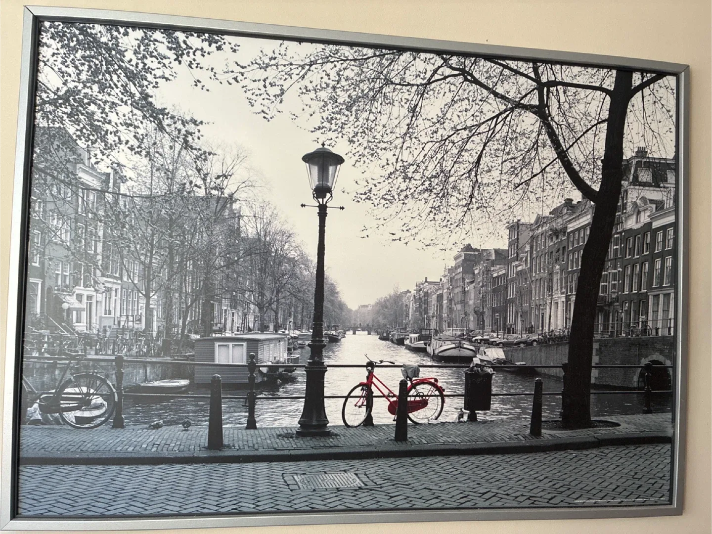 IKEA VILSHULT framed print -Amsterdam with red bicycle image indicator(2)
