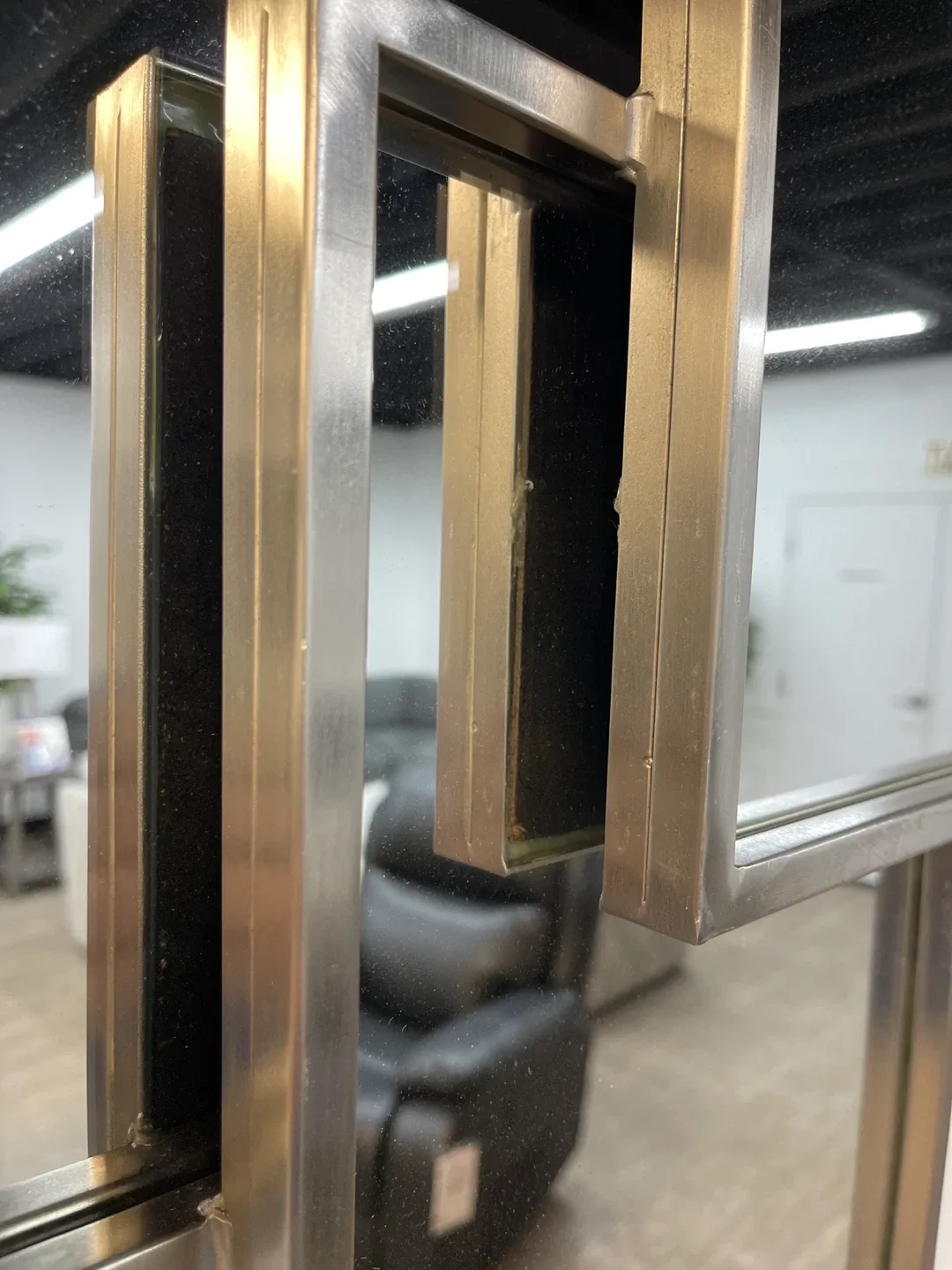 Heavy Stacked Wall Mirrors image indicator(2)