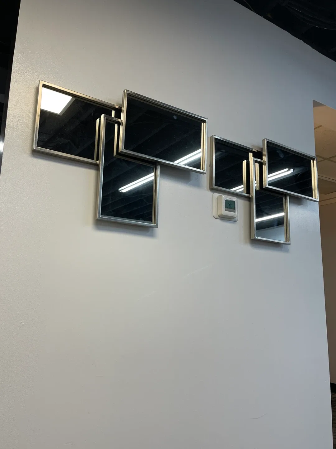 Heavy Stacked Wall Mirrors image indicator(3)