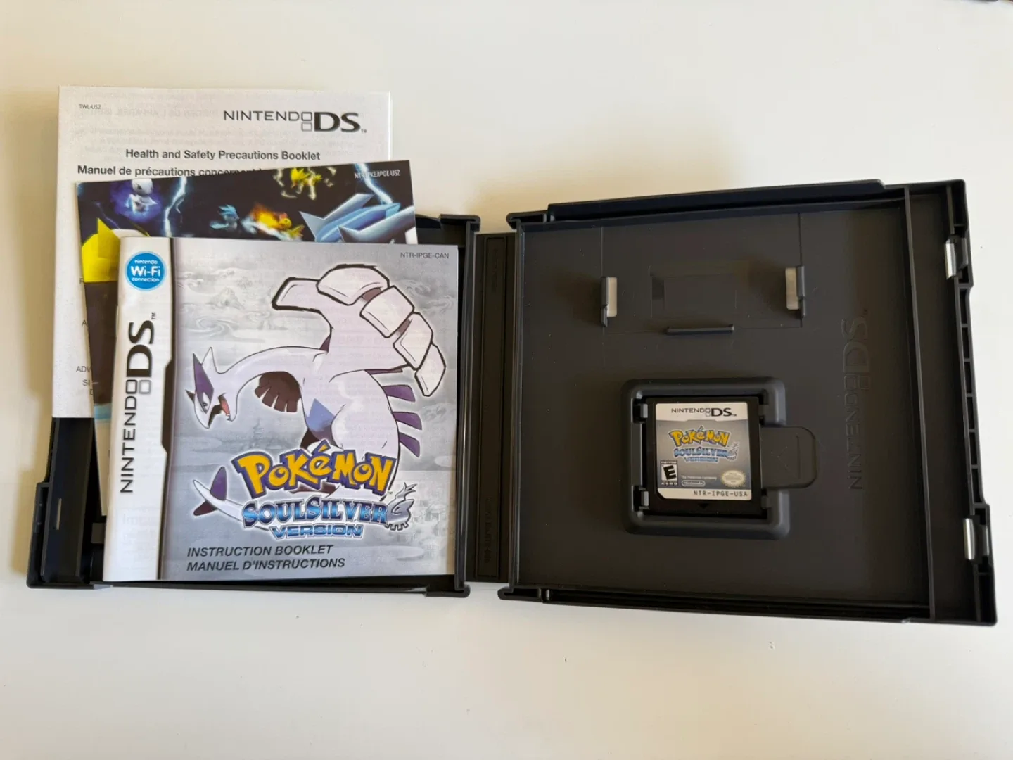 Pokemon SoulSilver Version Nintendo DS Game + Pokewalker image indicator(2)