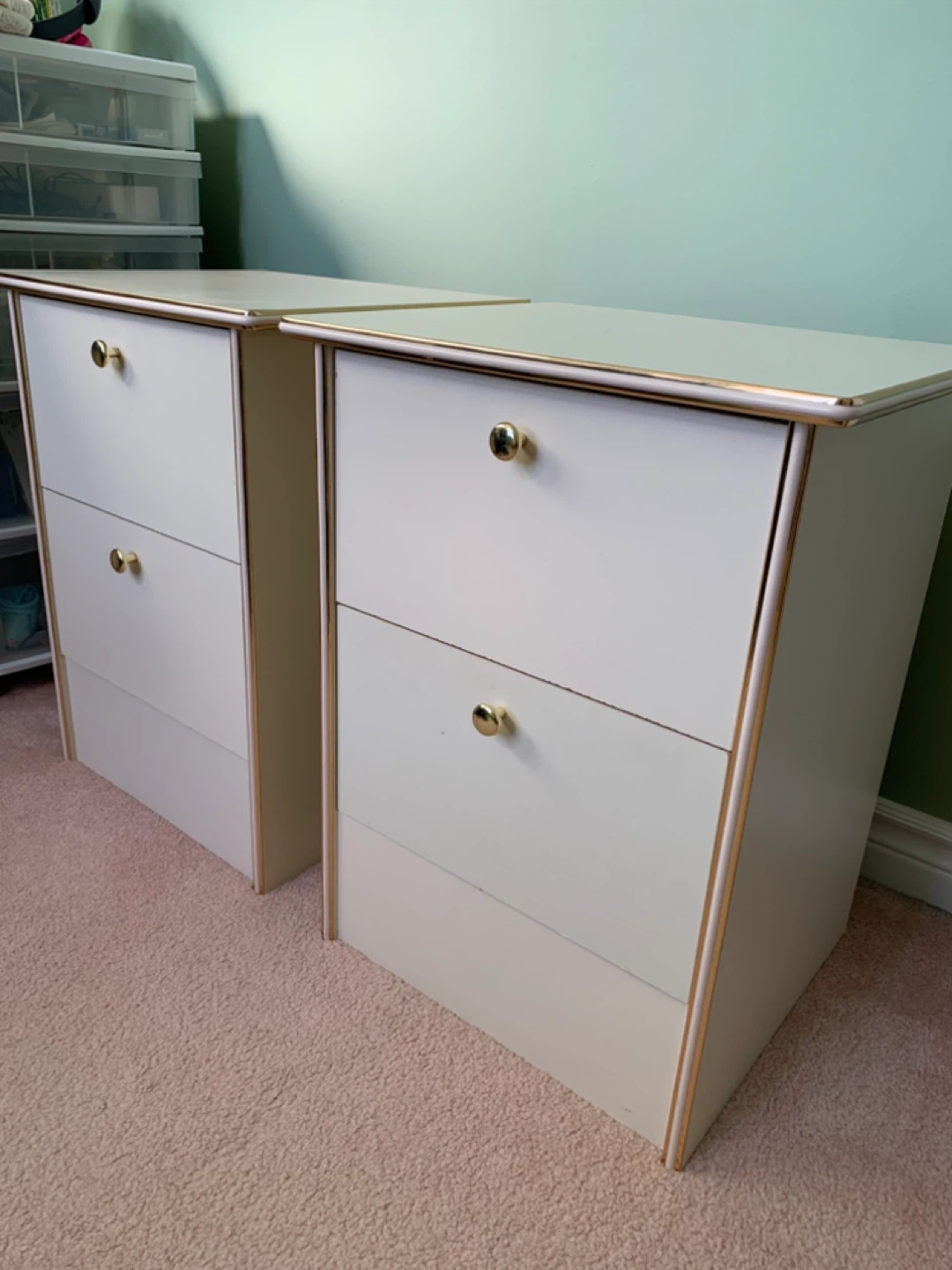 Pair of Nightstands - photo 2
