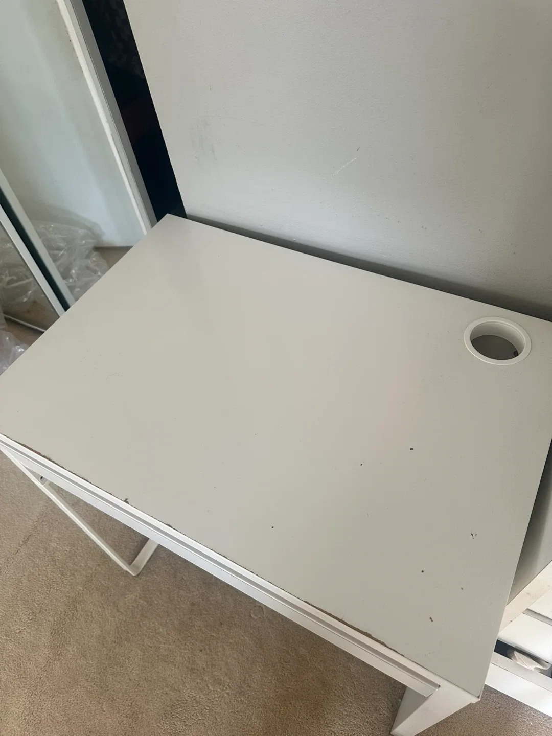 Free ikea desk image indicator(2)