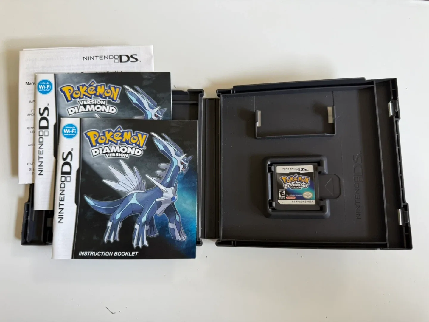 Pokémon Diamond Version Nintendo DS Game image indicator(2)