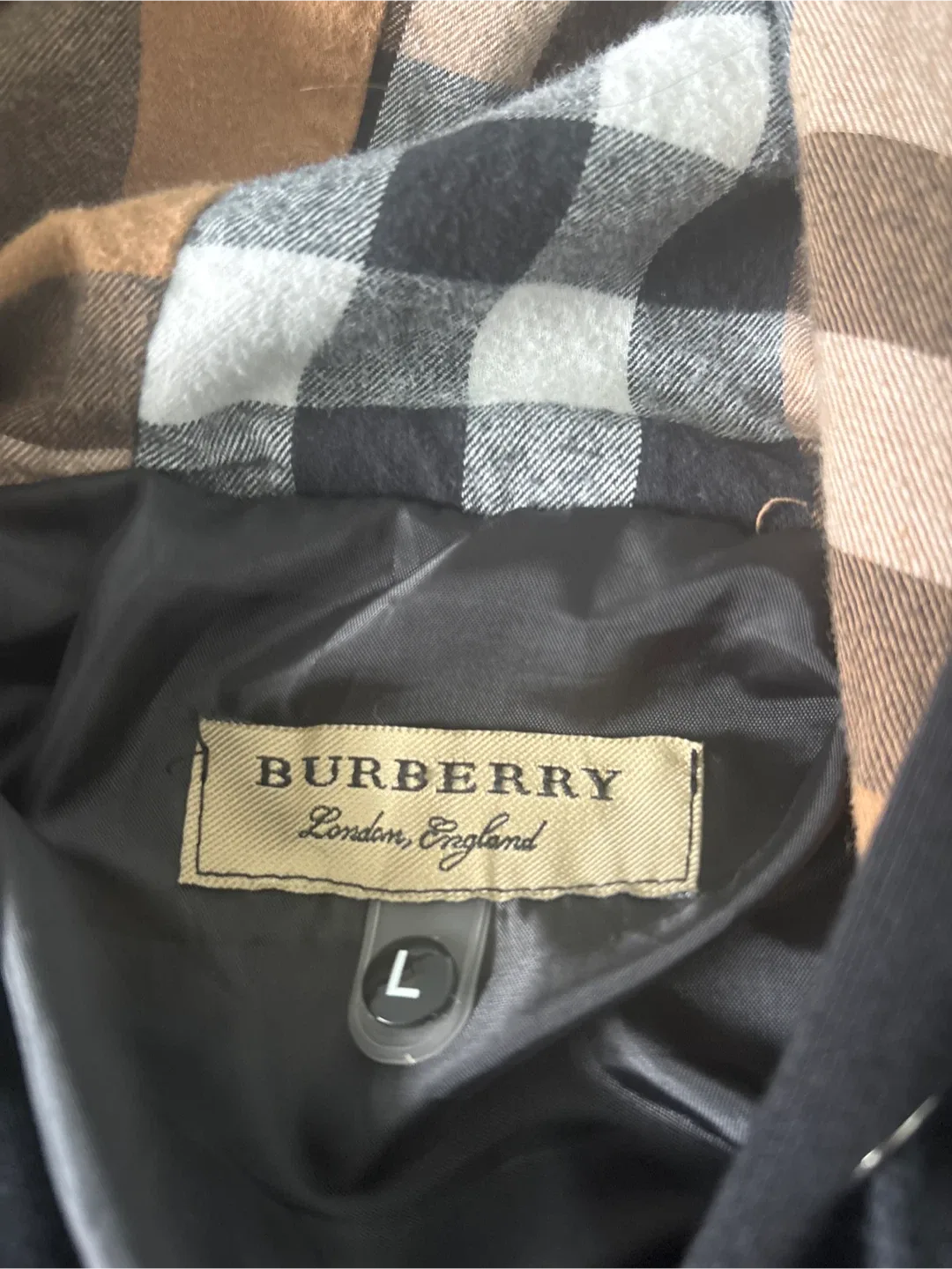 Burberry Black Hoodie, Size L Fits like a M image indicator(3)