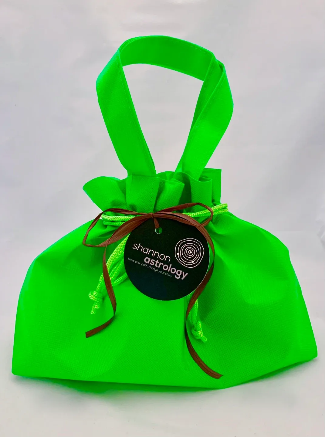 Eco-friendly Reusable Gift Bags image indicator(6)