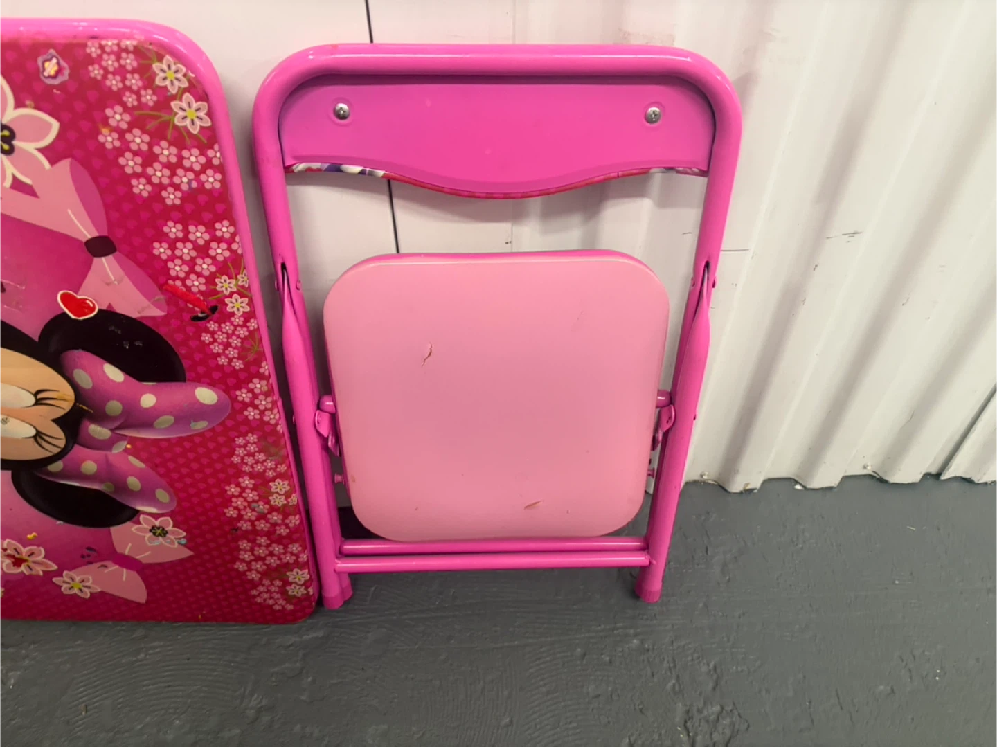 Minnie Mouse Pink Table & Chair Set - photo 2