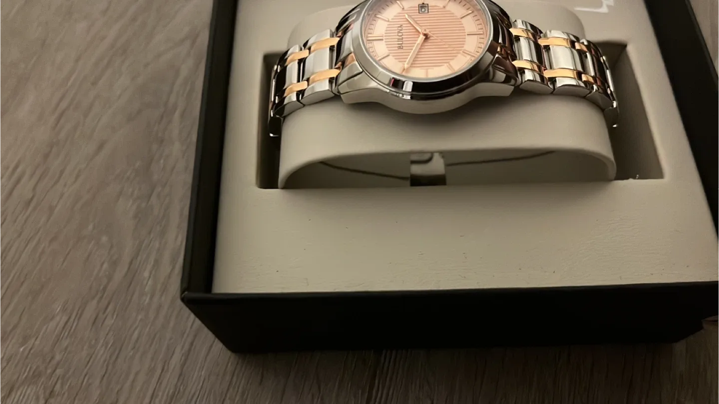 Bulova Women's Watch image indicator(2)