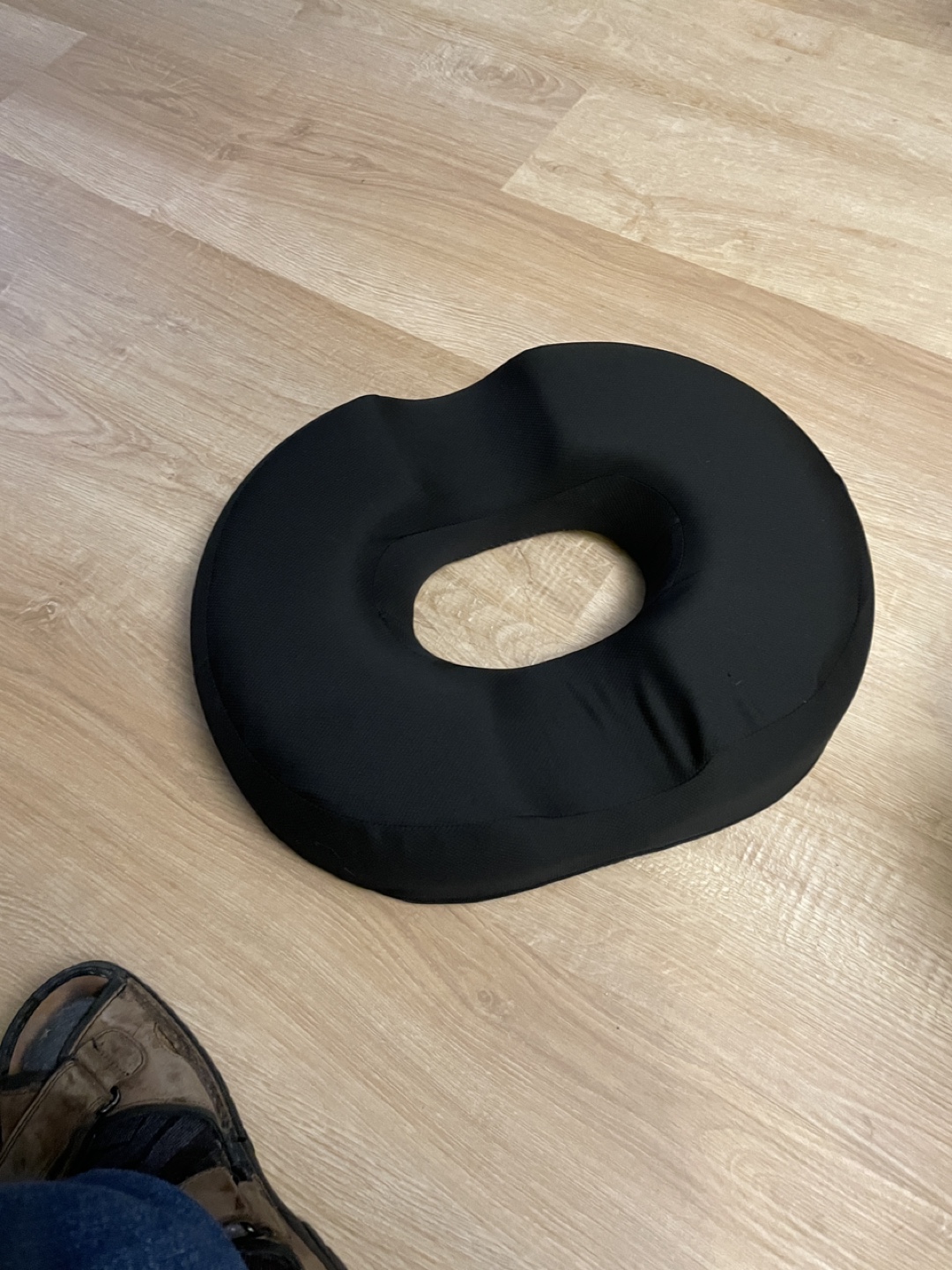 Black Donut Seat Cushion