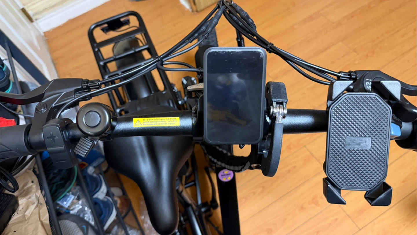 Assembled GoTrax R2V2 Foldable Electric Bike (Black) with Basket - photo 4