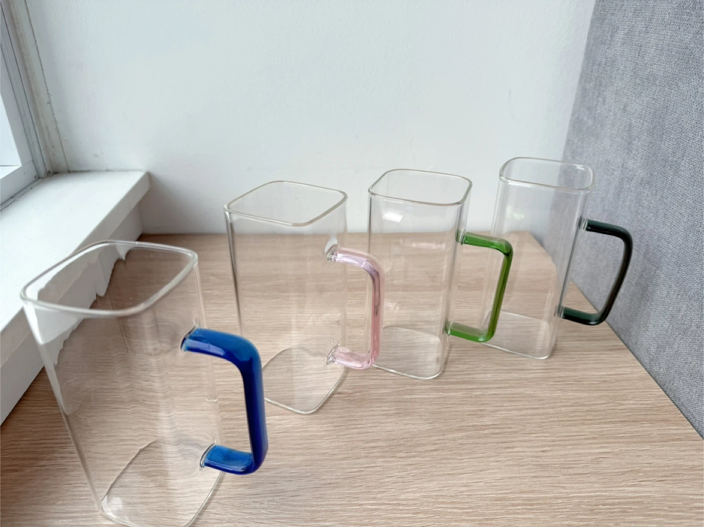 BNIB: MCM Set of Glass Kitchen Cups with Colored Handles