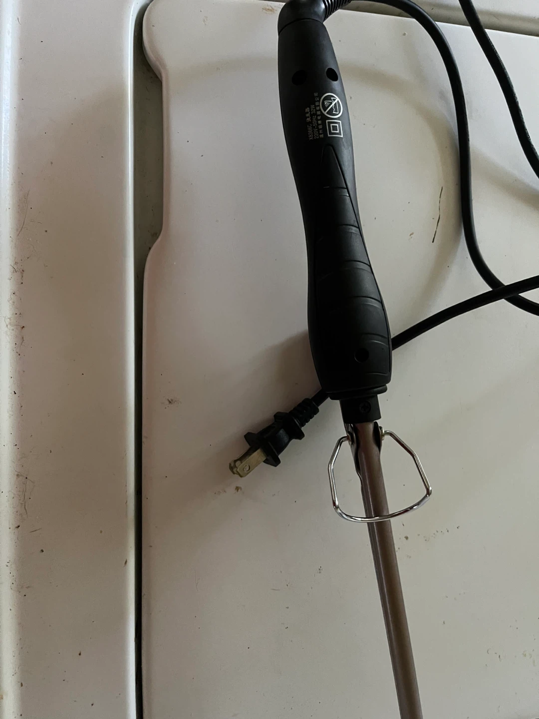 Curling Iron - Hair Styling Tool