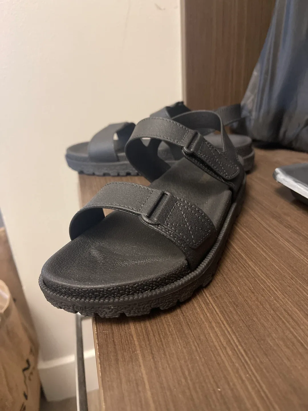 Black Platform Sandals image indicator(2)