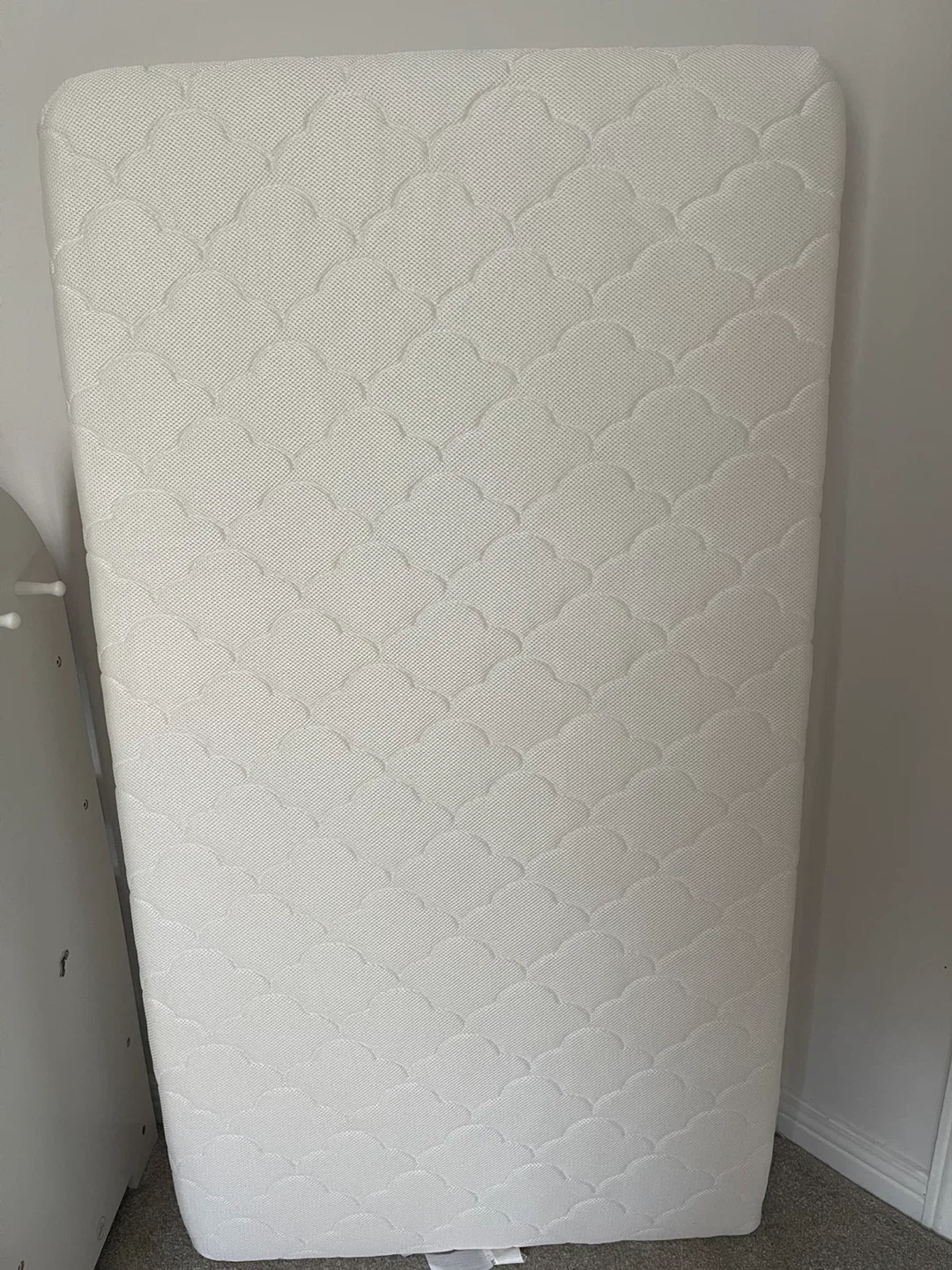 Newton Baby Crib Mattress - White image indicator(2)