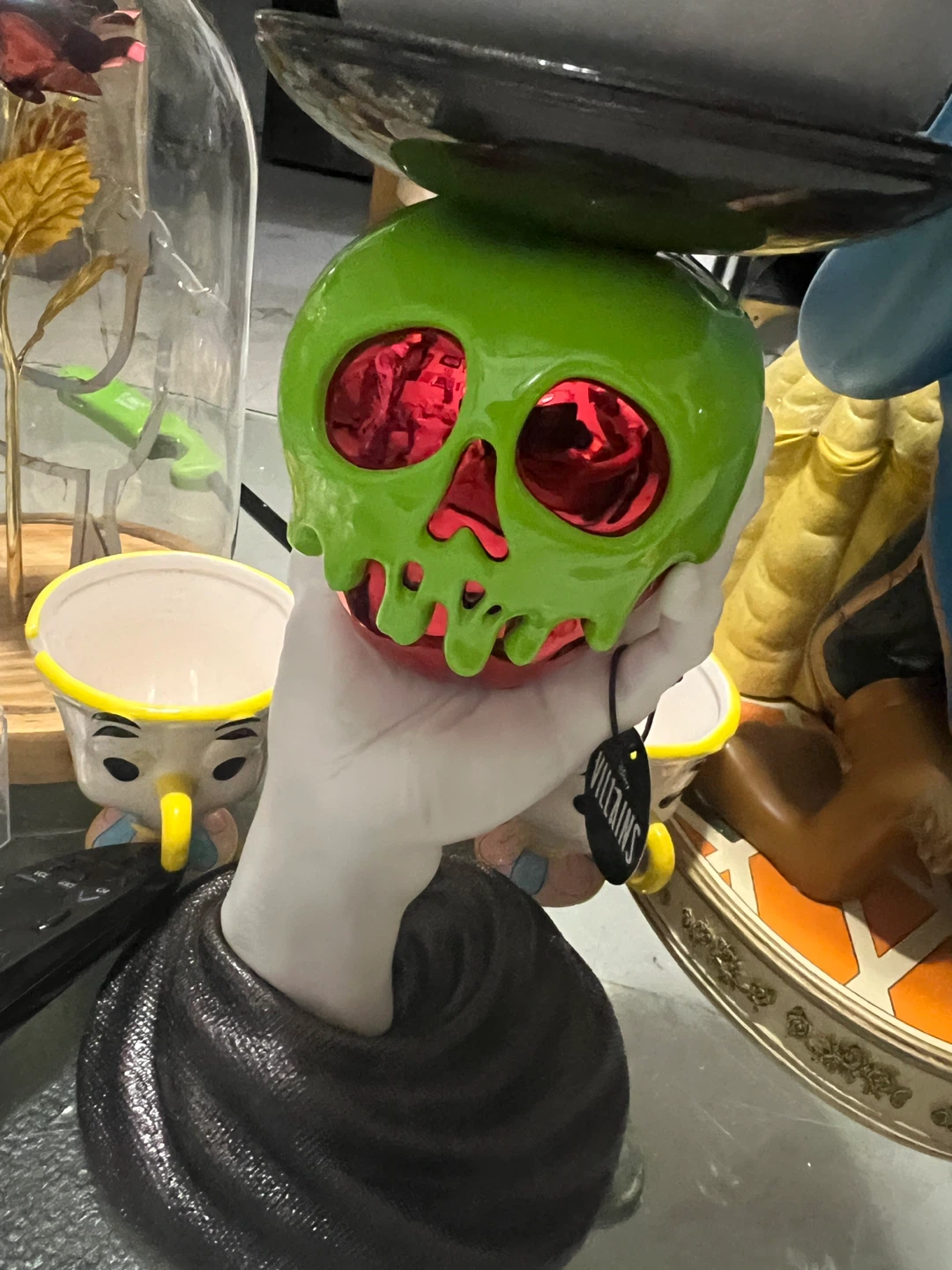 Disney Villains Poison Apple Light Up Decor - photo 3