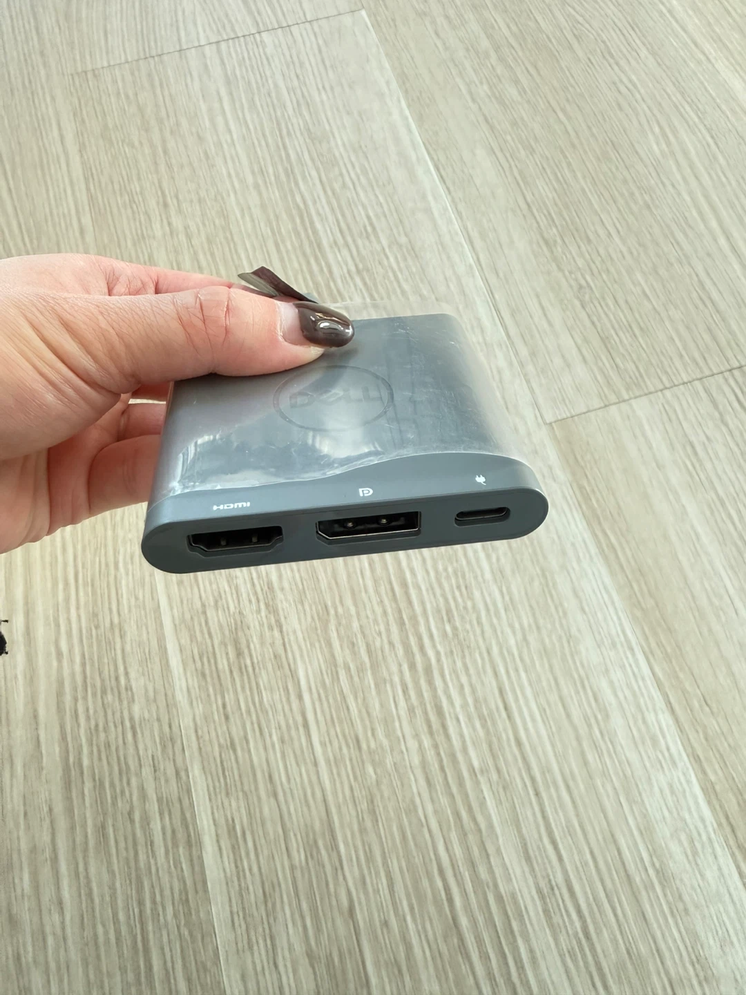 Dell Adapter USB-C to HDMI/DP with Power Pass-Through - photo 3