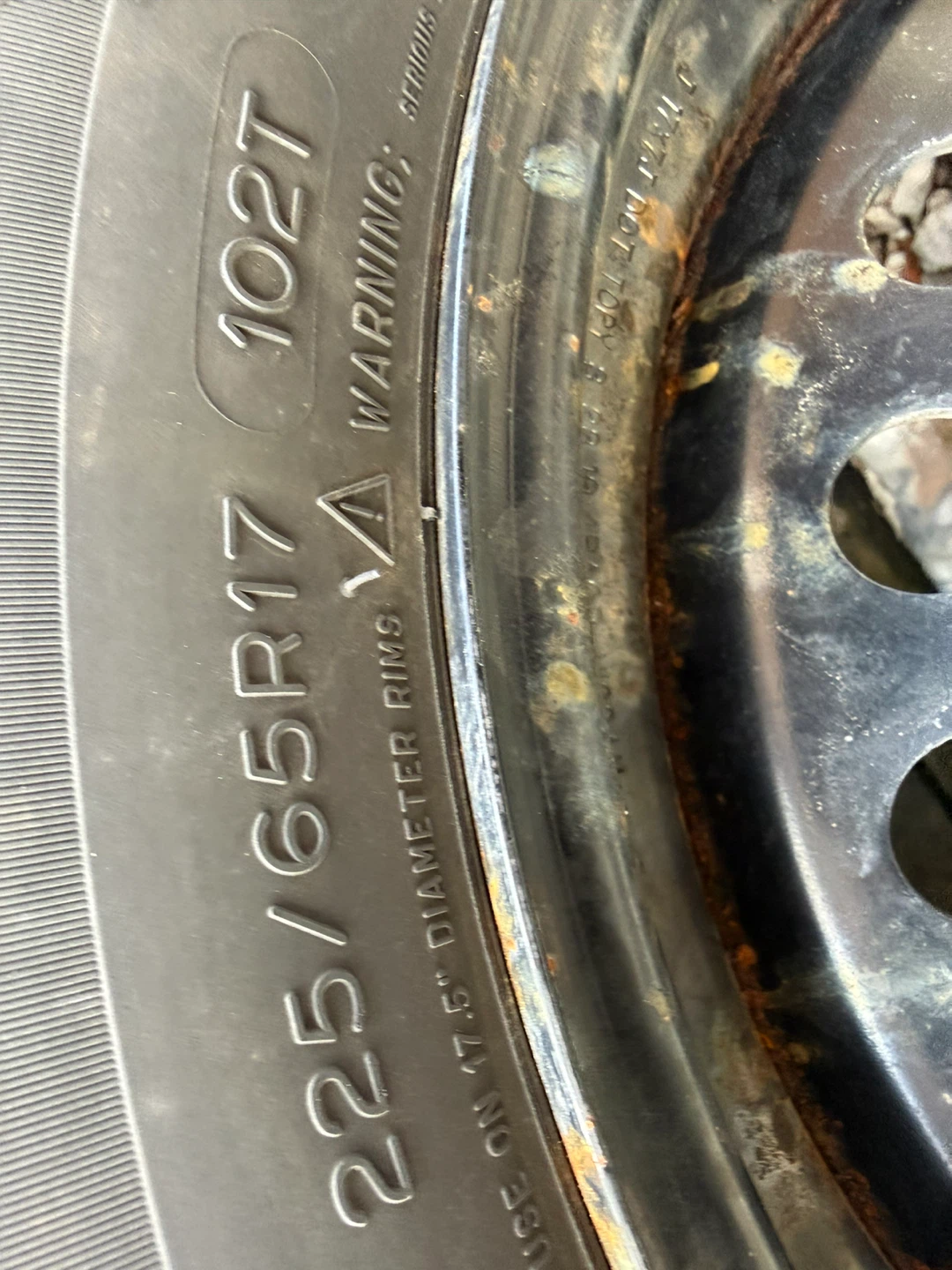 Michelin Latitude X-Ice 225/65R17 Tires - Set of 4 - photo 3