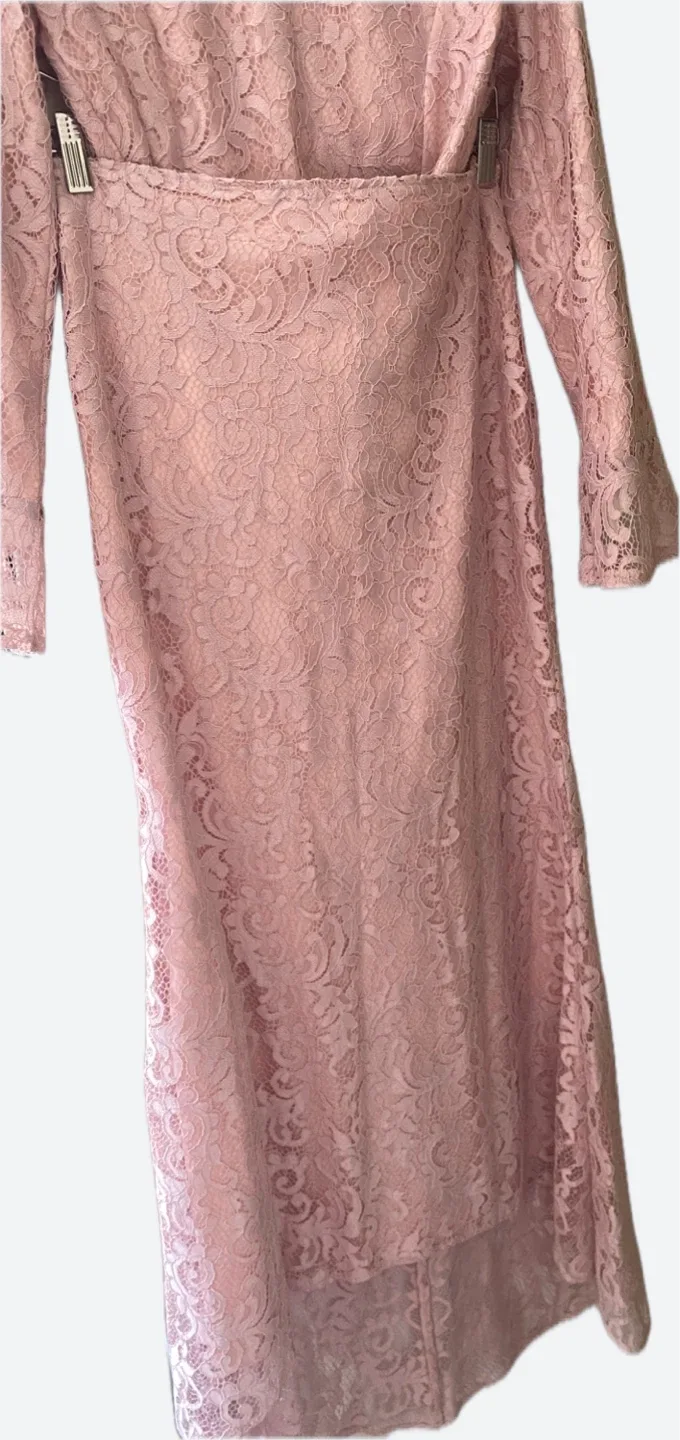 🌸 Blush Lace Two-Piece Set – Elegant & Modest Style 🌸 image indicator(4)