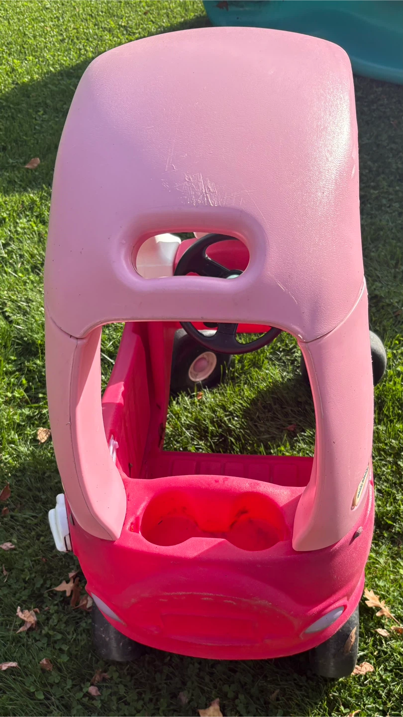 Little Tikes Pink Princess Cozy Coupe Ride On - photo 3