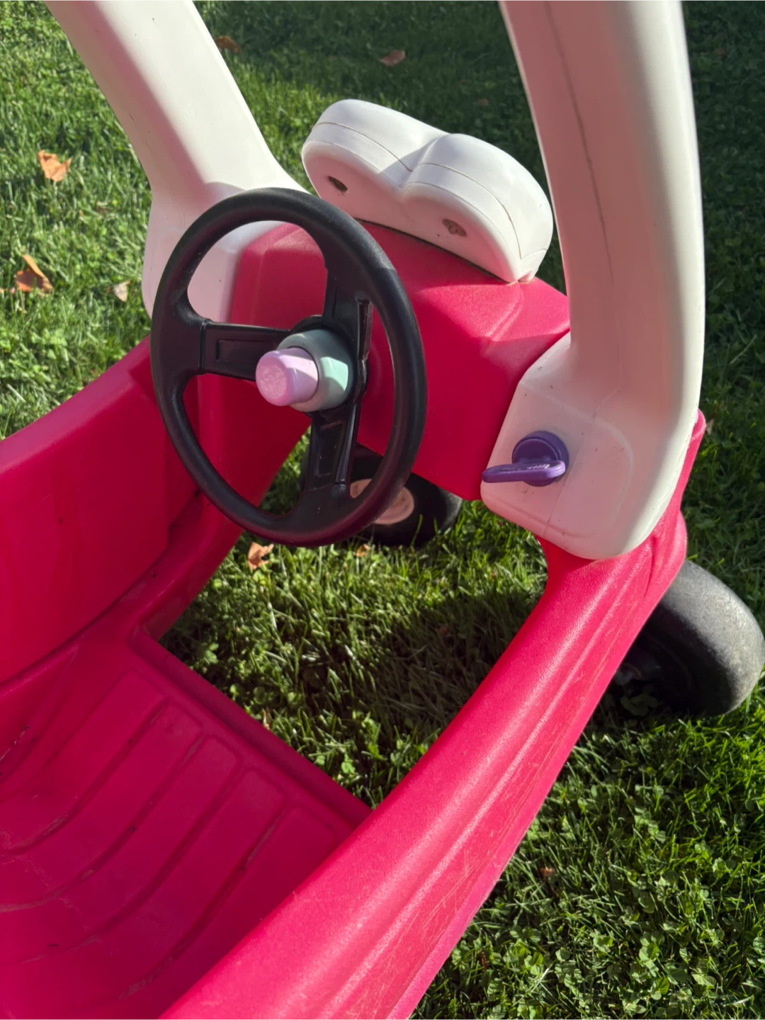 Little Tikes Pink Princess Cozy Coupe Ride On - photo 5