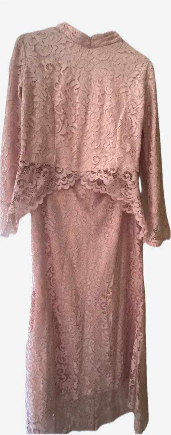 🌸 Blush Lace Two-Piece Set – Elegant & Modest Style 🌸 image indicator(2)
