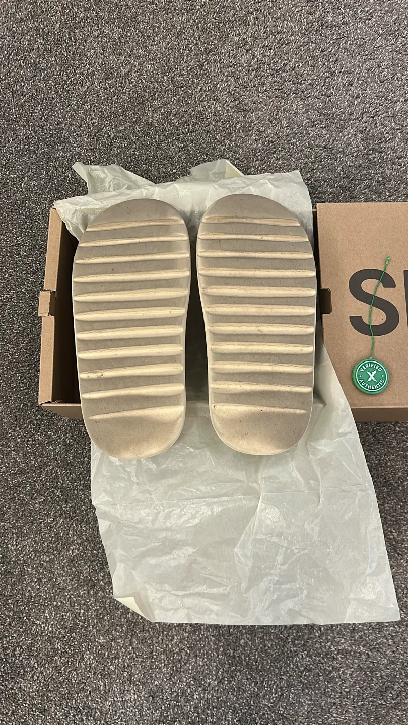 Adidas Yeezy Slide Bone - Size 9 US image indicator(3)
