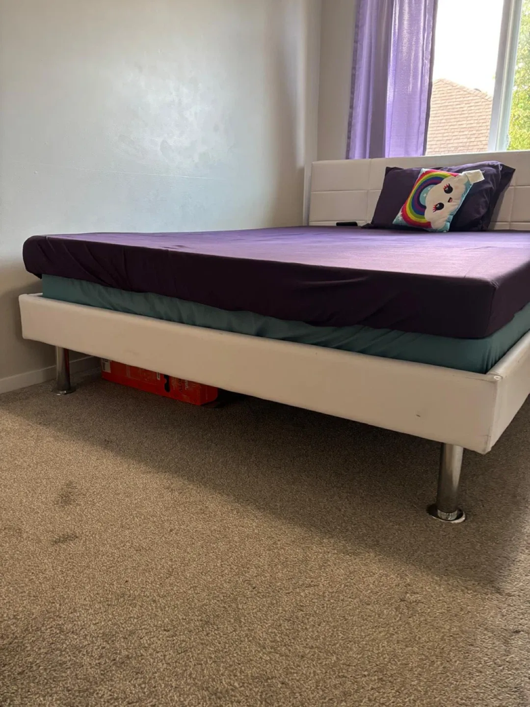 White Faux Leather Queen Bed Frame 🧡 image indicator(4)