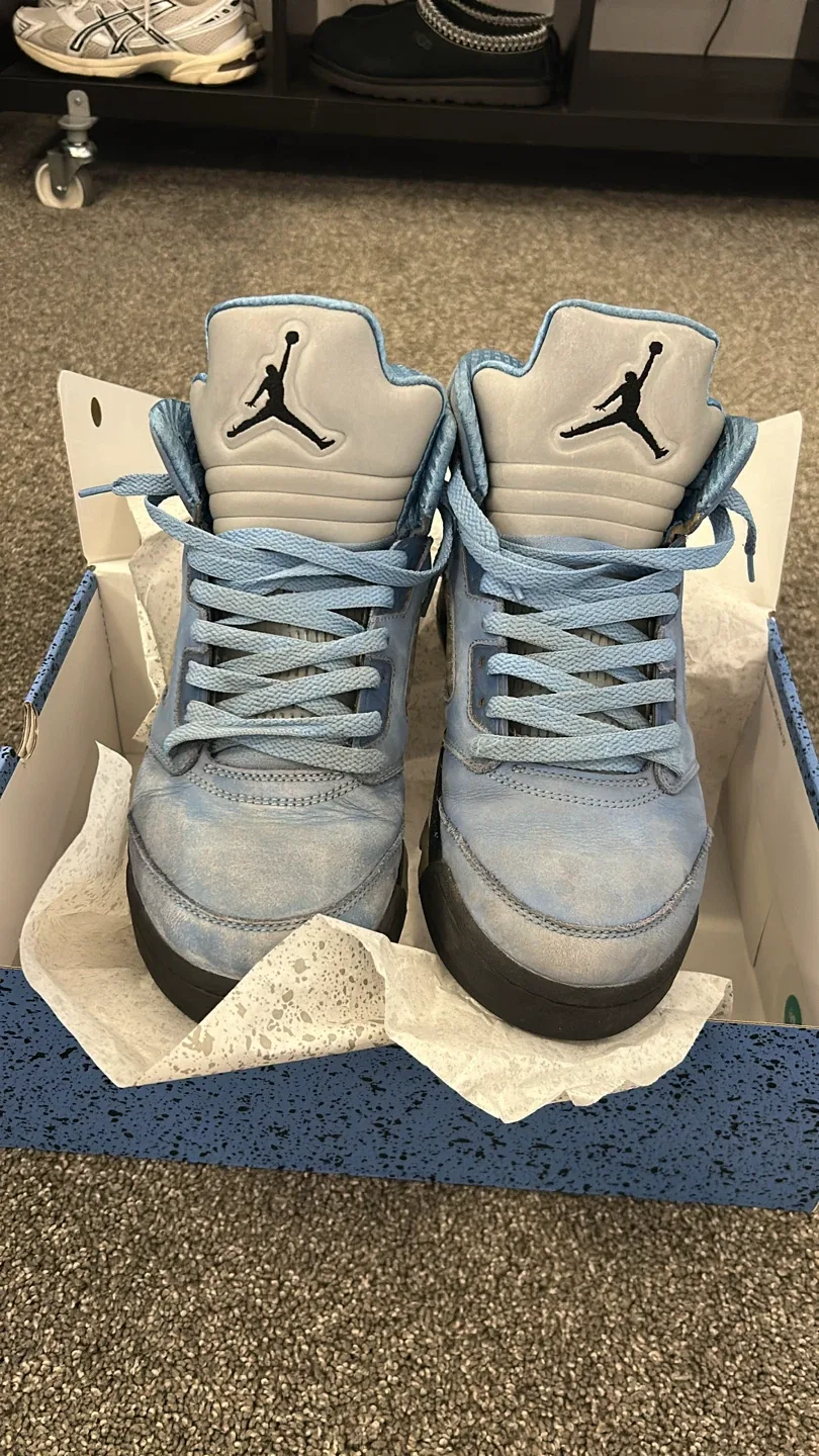 Air Jordan 5 Retro UNC image indicator(2)