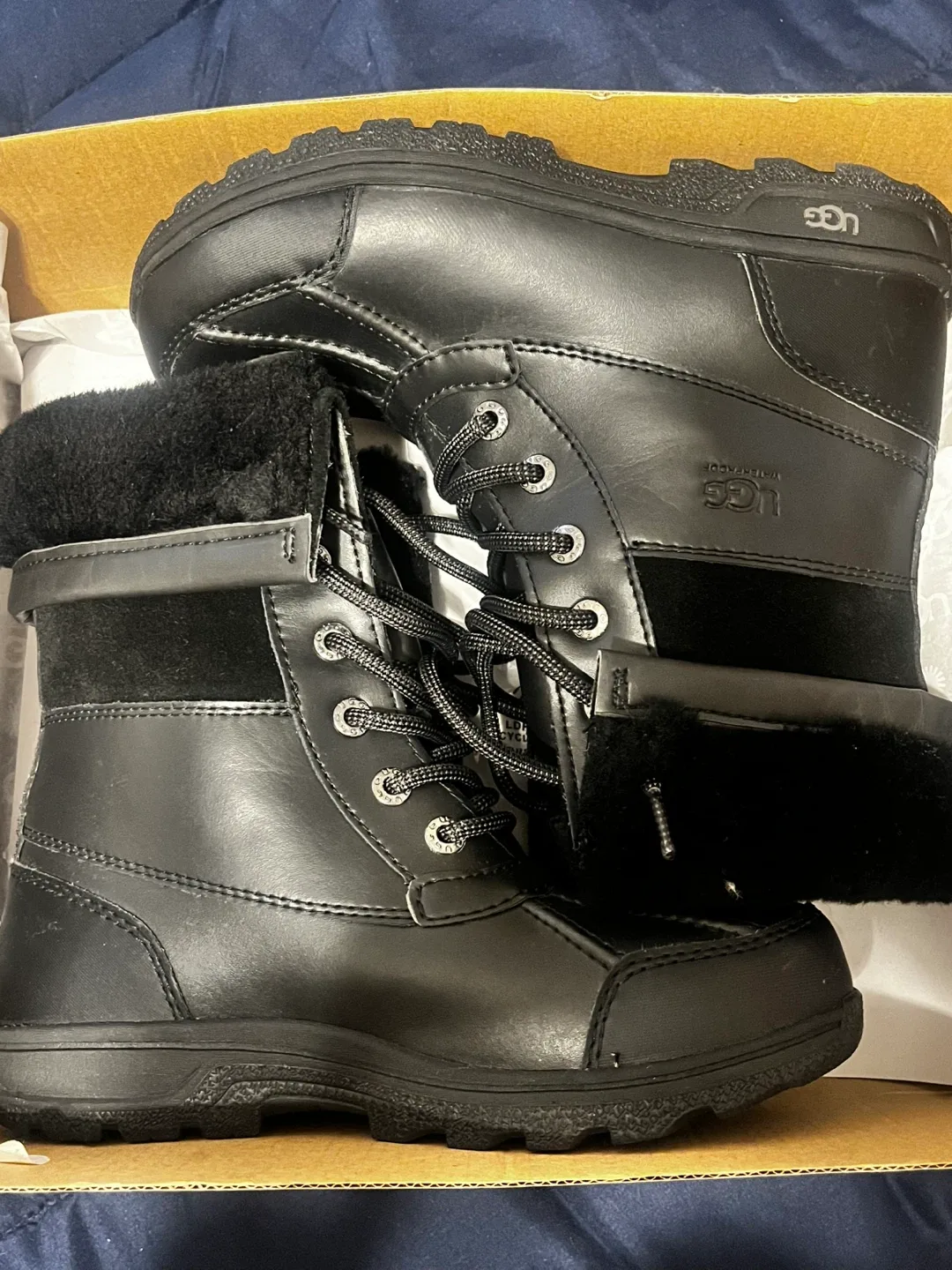 UGG Kids' Butte II CWR Black Boots - Size 3 thumbnail