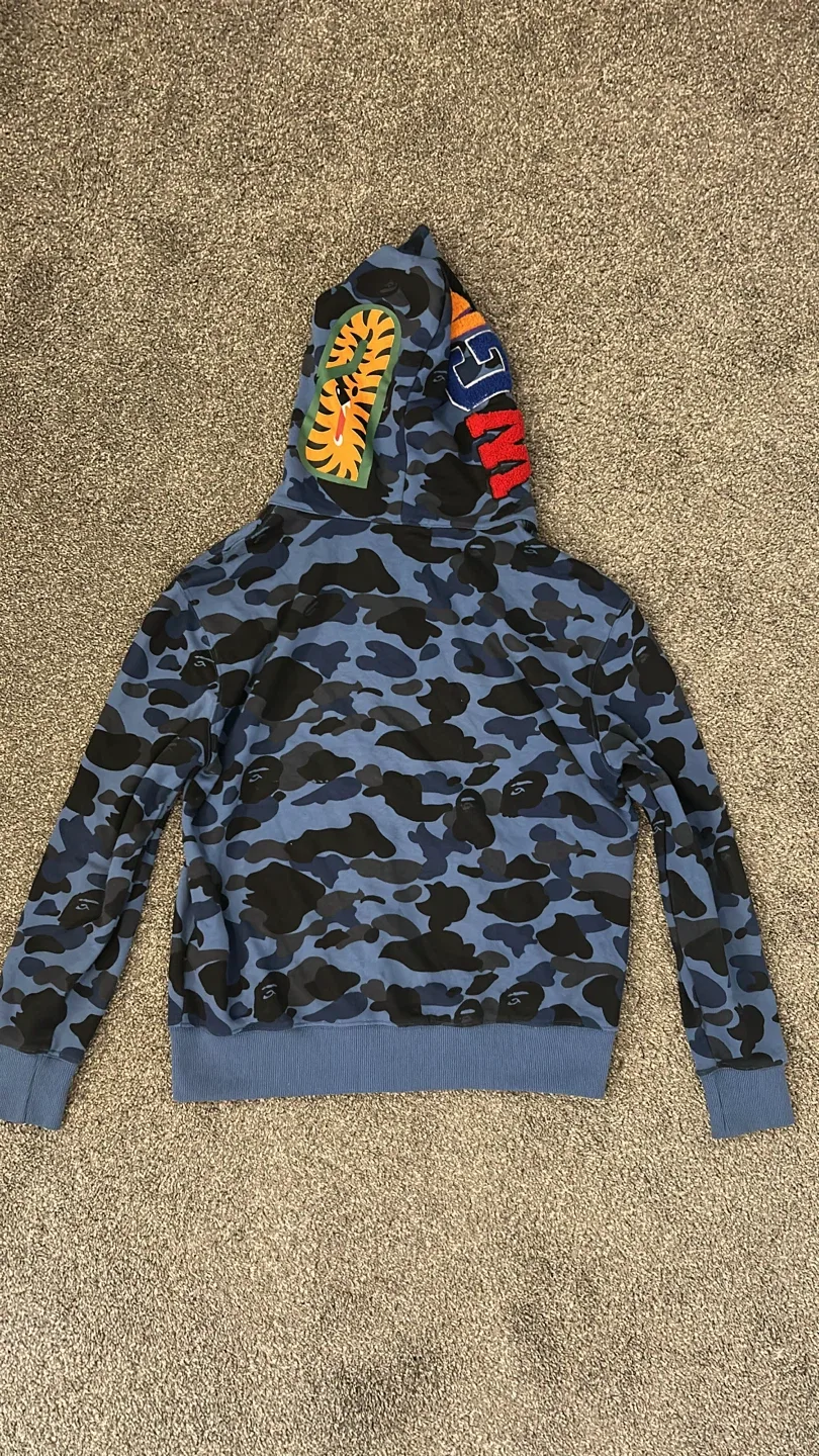 A Bathing Ape BAPE Shark Hoodie - Blue Camo, Size M image indicator(2)