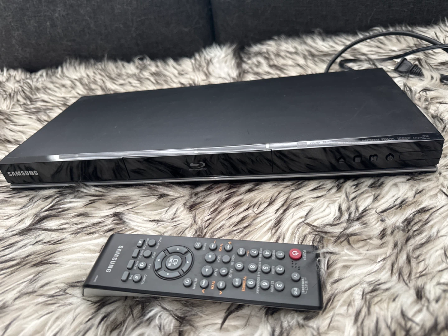 Samsung Blu-ray Disc Player with Remote - photo 3