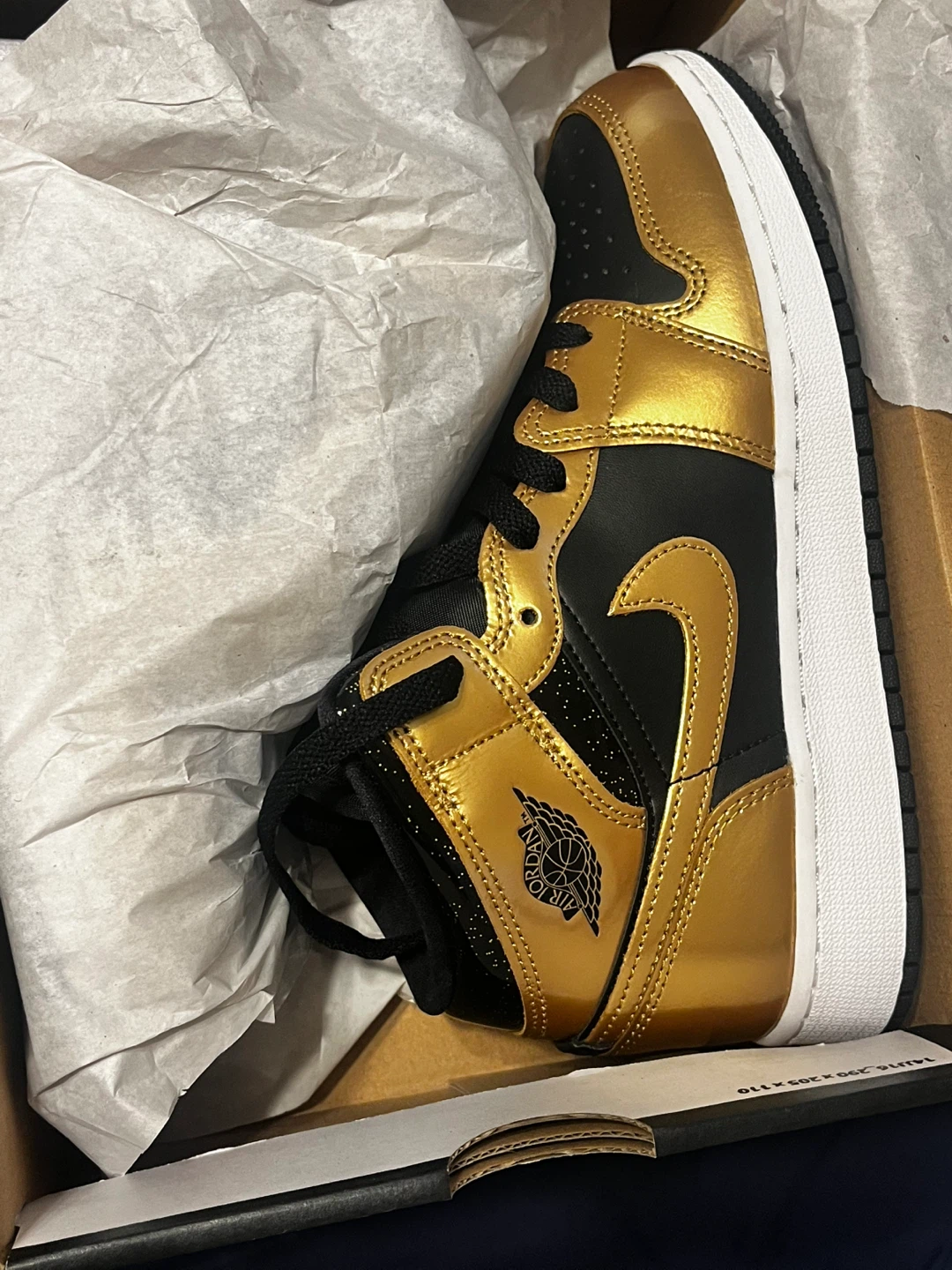 Air Jordan 1 Mid SE (GS) Black/Gold Size 5.5Y