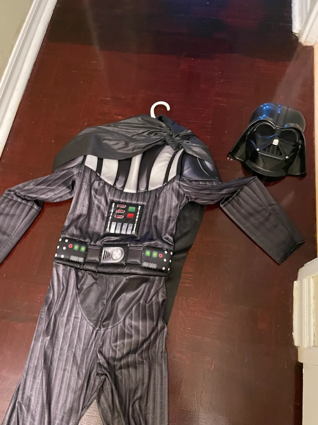 Darth Vader Costume image indicator(3)