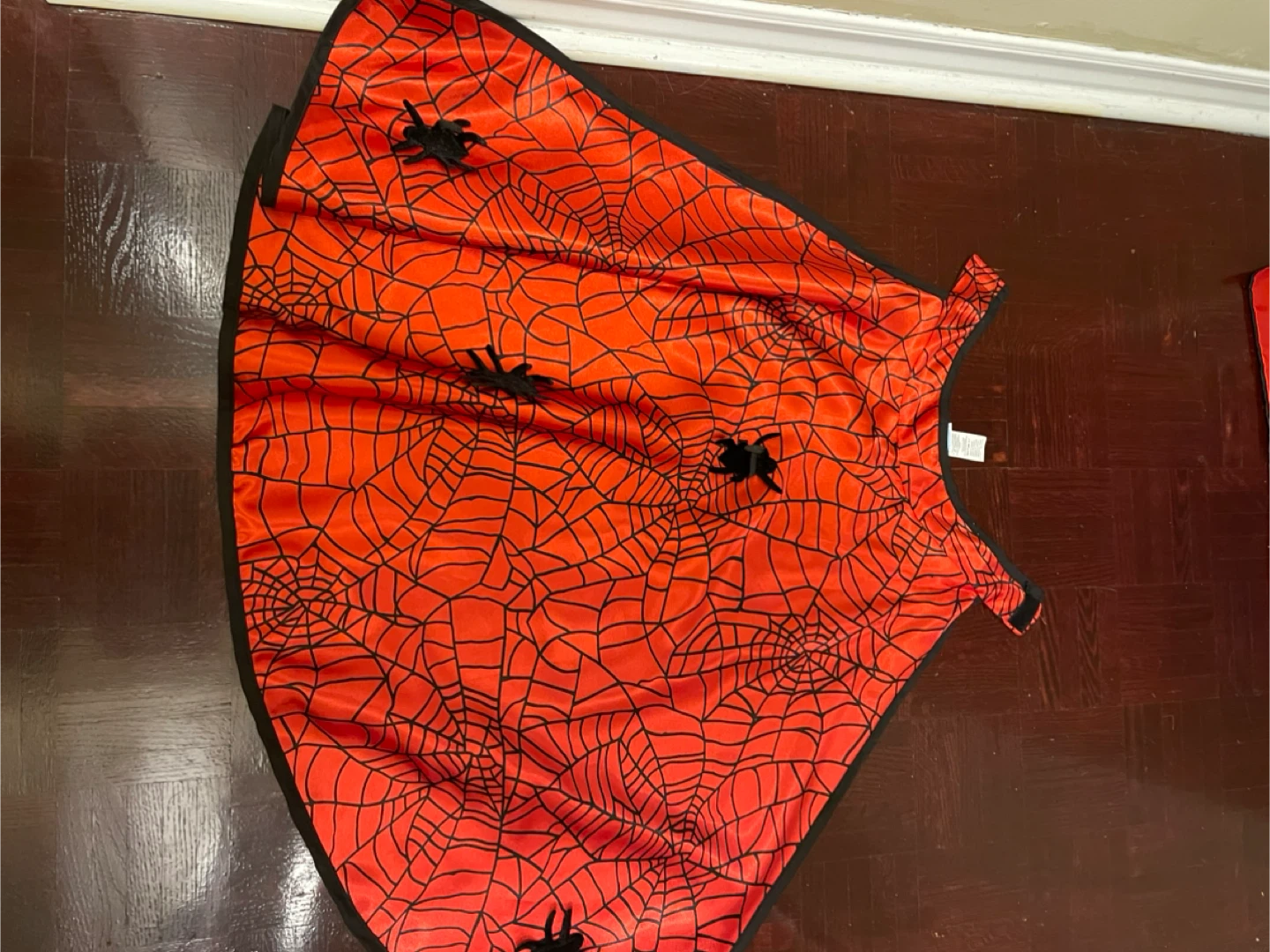 Halloween Pretenders Spider/Bat Cape Size 4-7 - photo 2
