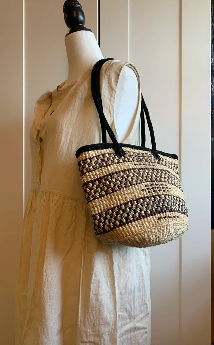 Woven Shoulder bag thumbnail