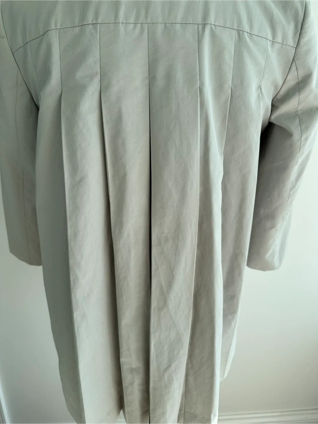 Smock Jacket with 3/4 Sleeve image indicator(7)