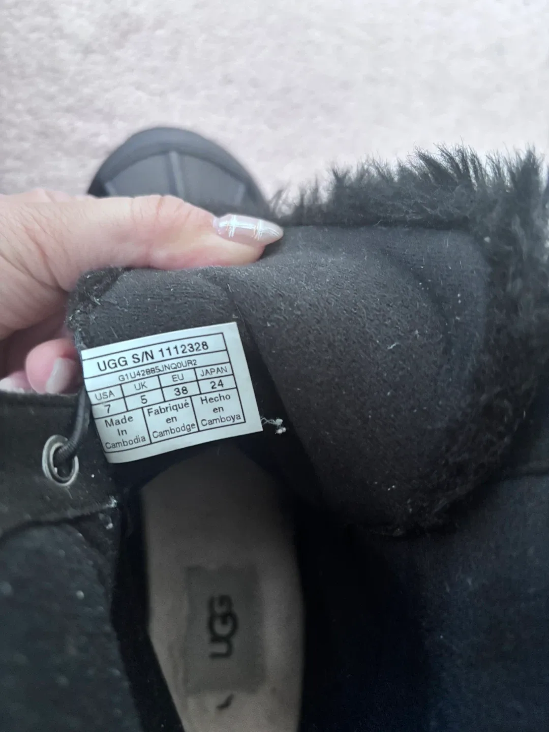 UGG Black Leather Boots US Size 7 image indicator(4)