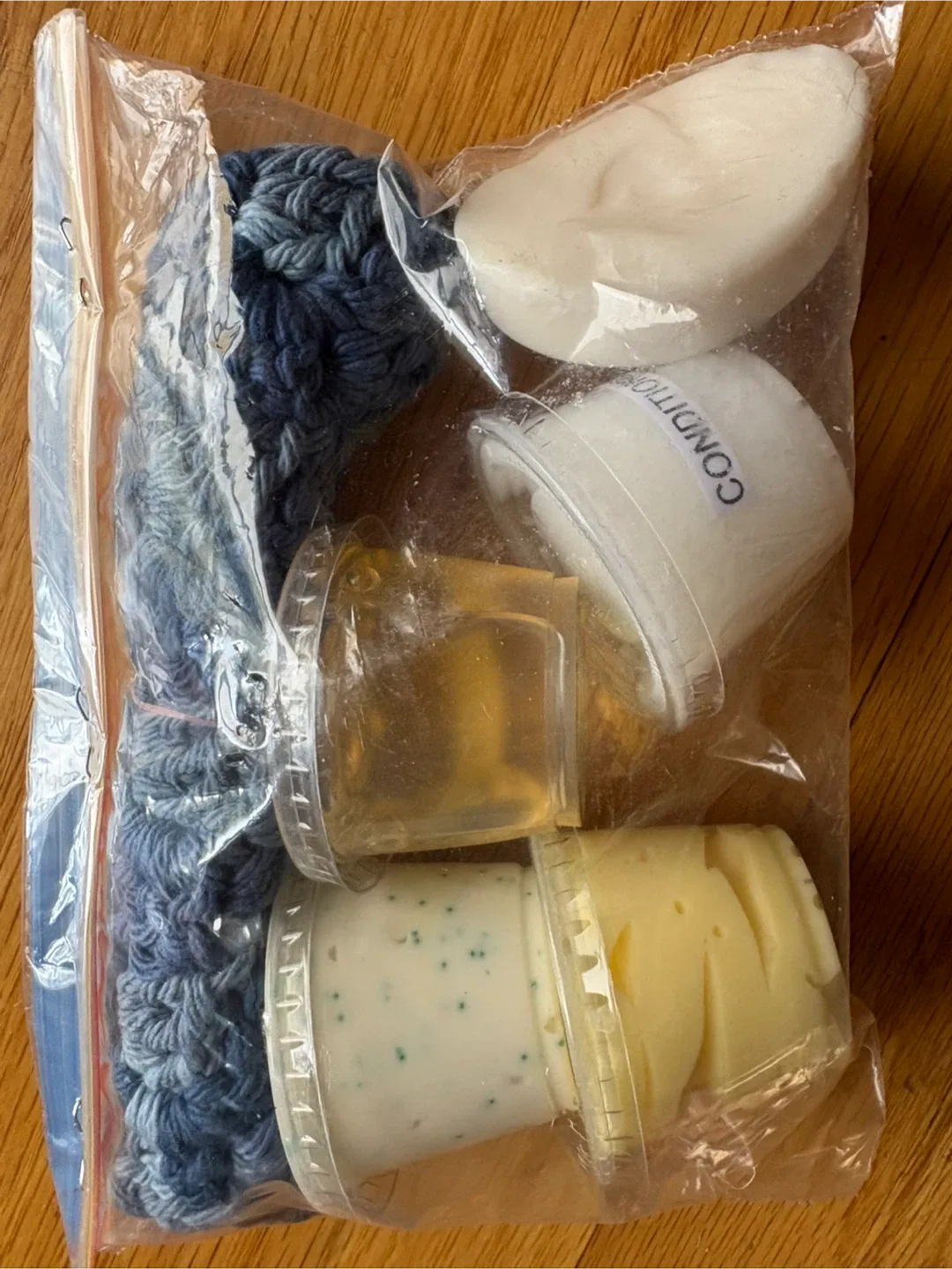 Travel Size Toiletries Set thumbnail
