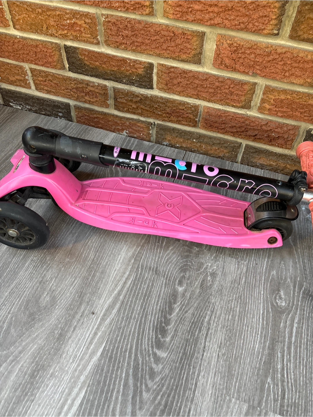 Micro Kickboard Pink Scooter - photo 4
