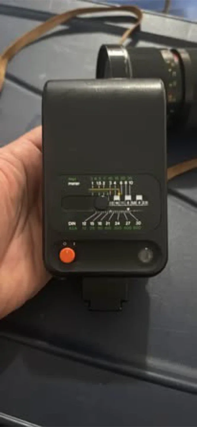 Fujica Film Camera with Lens & Flash image indicator(5)