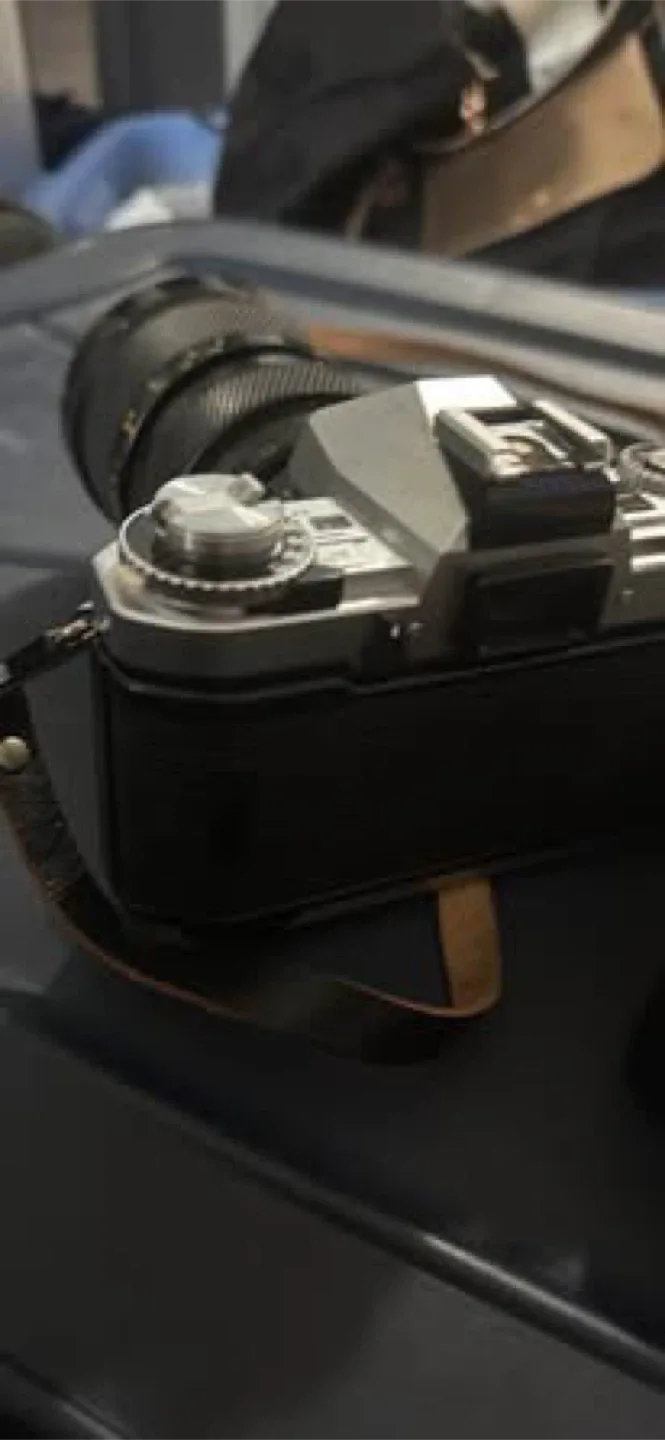 Fujica Film Camera with Lens & Flash image indicator(4)