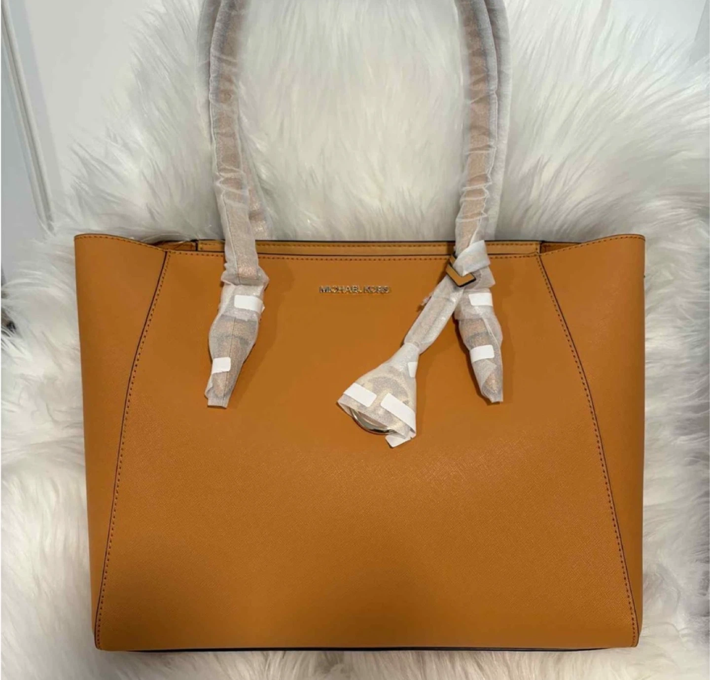 Charlotte Large Leather and Signature Logo 3-in-1 Tote Bag - photo 3