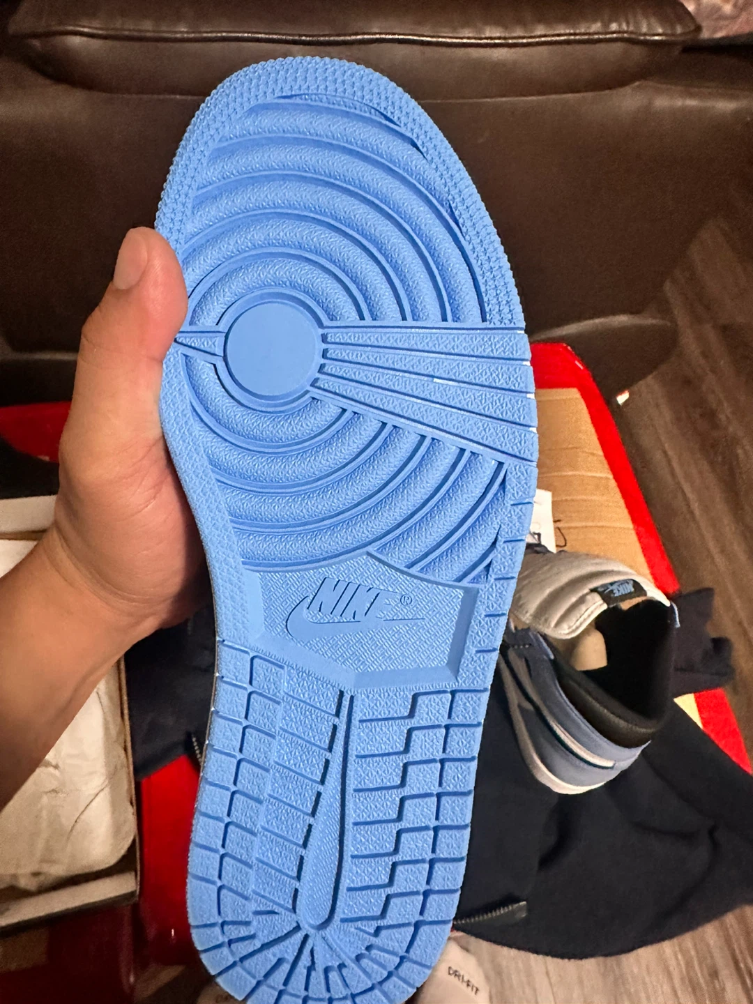 Nike Air Jordan 1 Retro High University Blue - photo 5