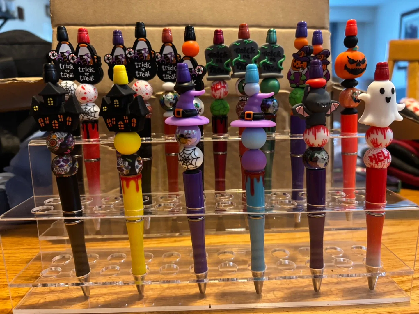 Handmade Halloween Pens image indicator(2)