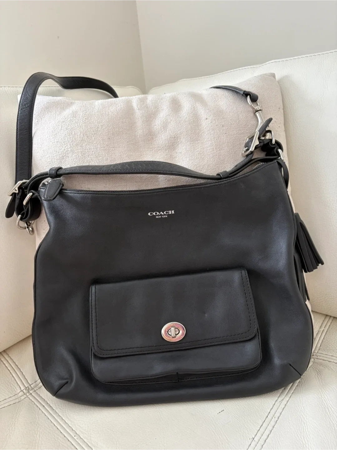 Coach Black Leather Handbag image indicator(6)