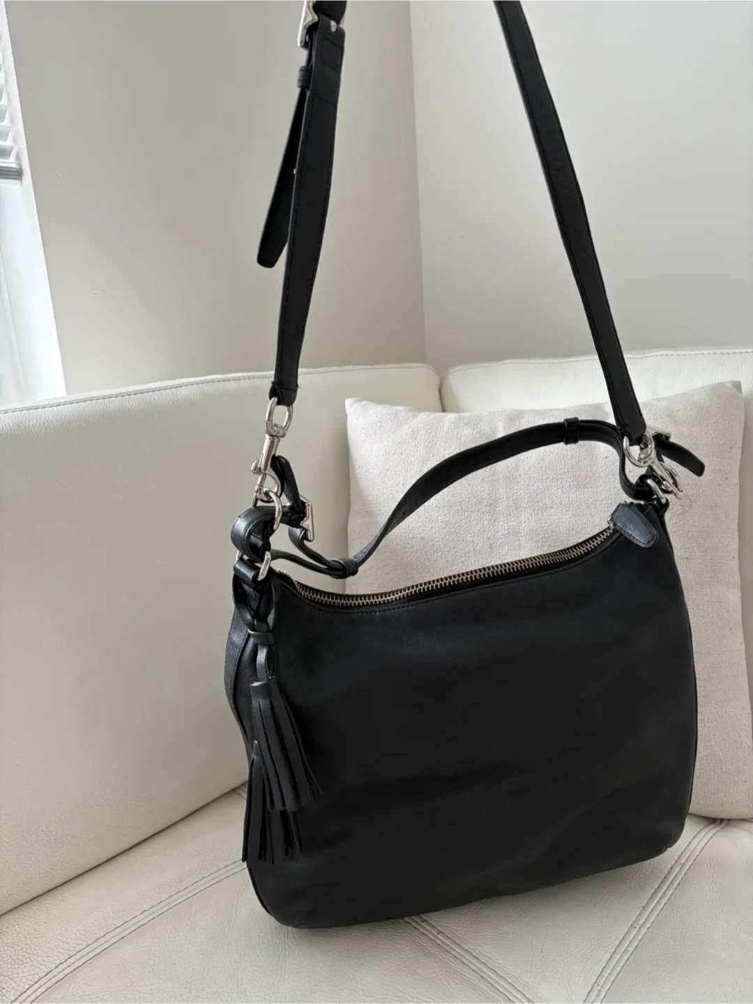 Coach Black Leather Handbag image indicator(8)