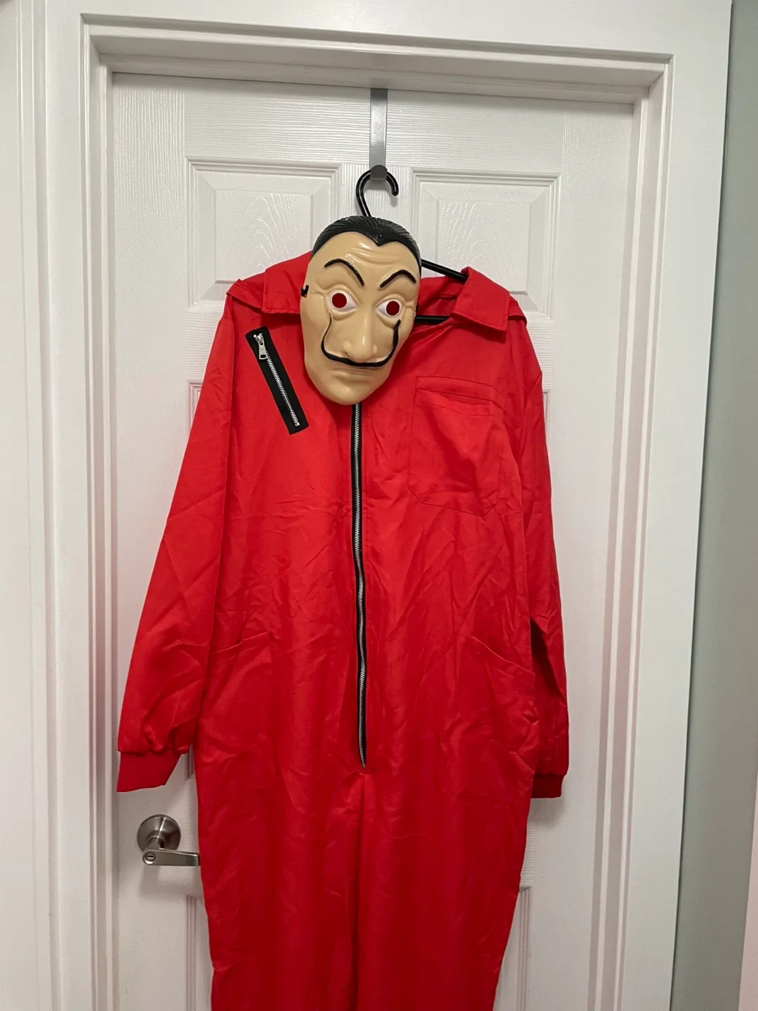 Money Heist Costume - Red Jumpsuit & Mask, XXL image indicator(2)