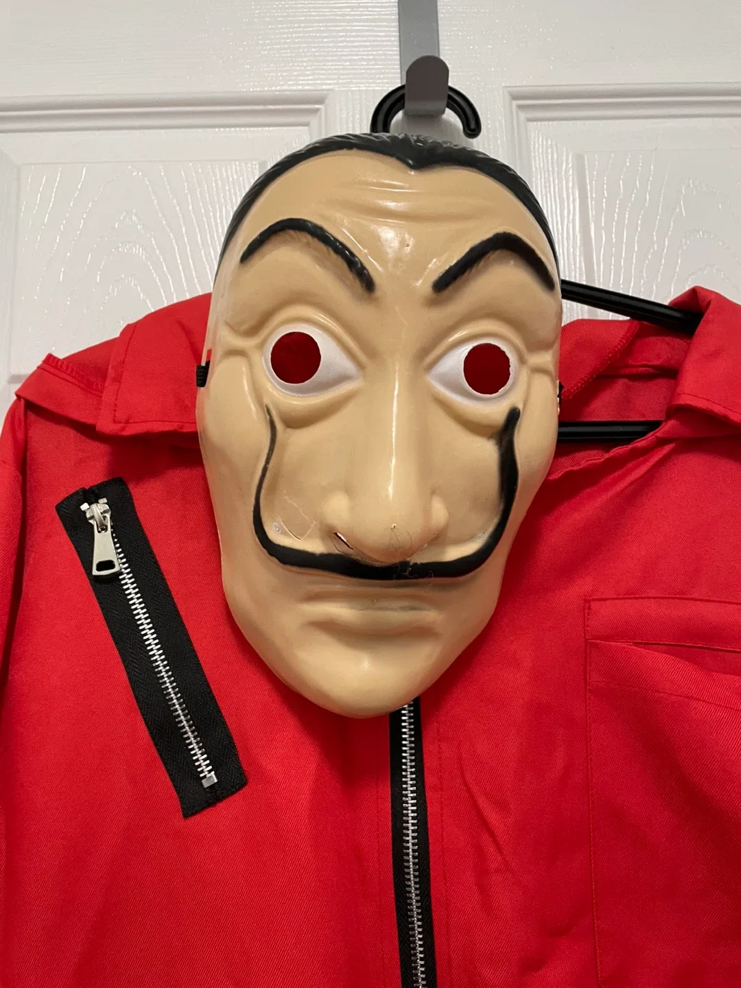 Money Heist Costume - Red Jumpsuit & Mask, XXL image indicator(3)