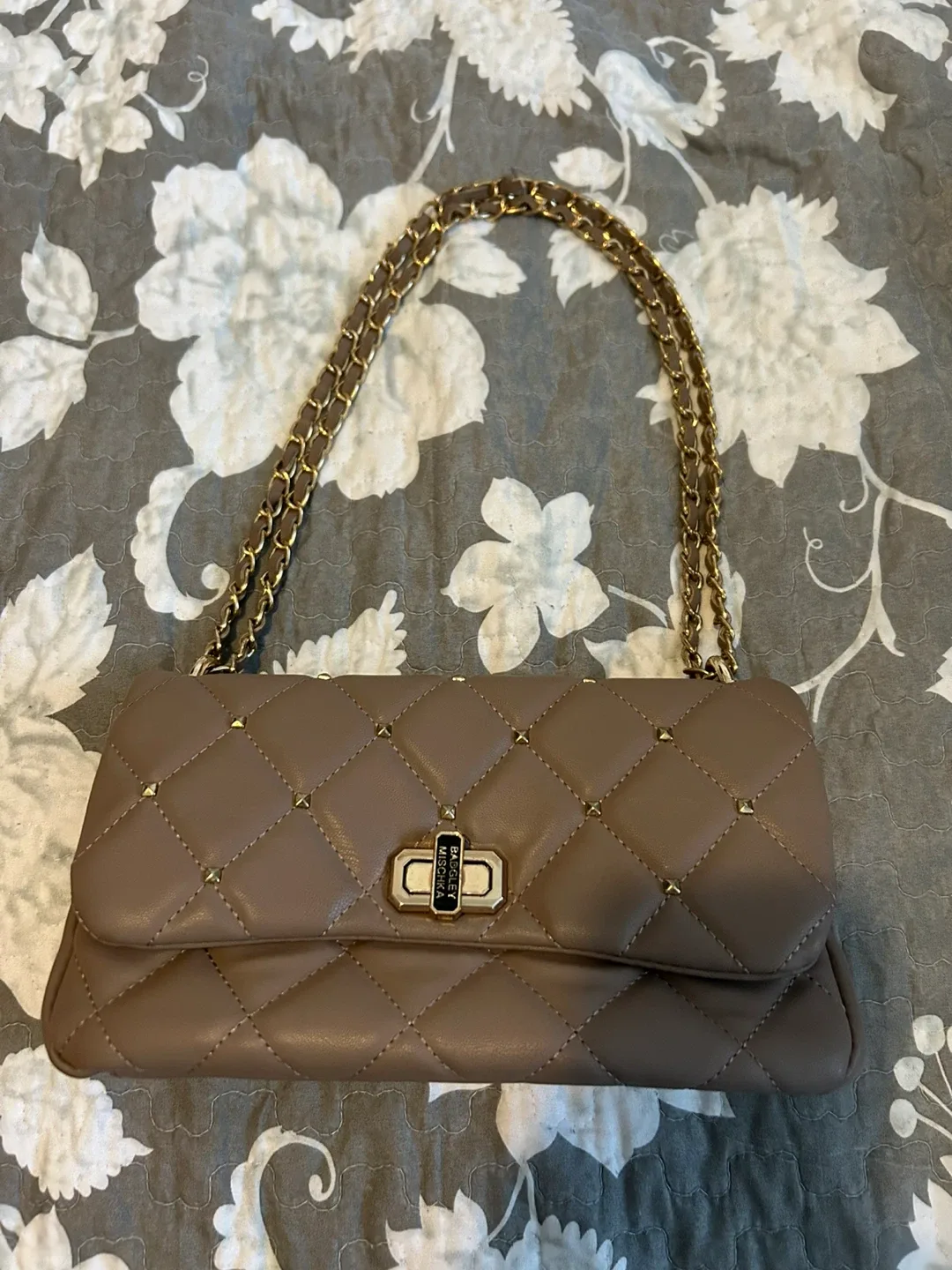 Badgley Mischka Quilted Shoulder Bag thumbnail