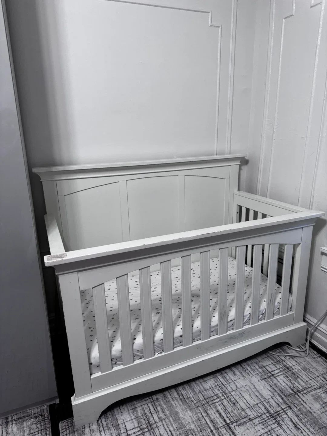 White Wooden Baby Crib image indicator(2)